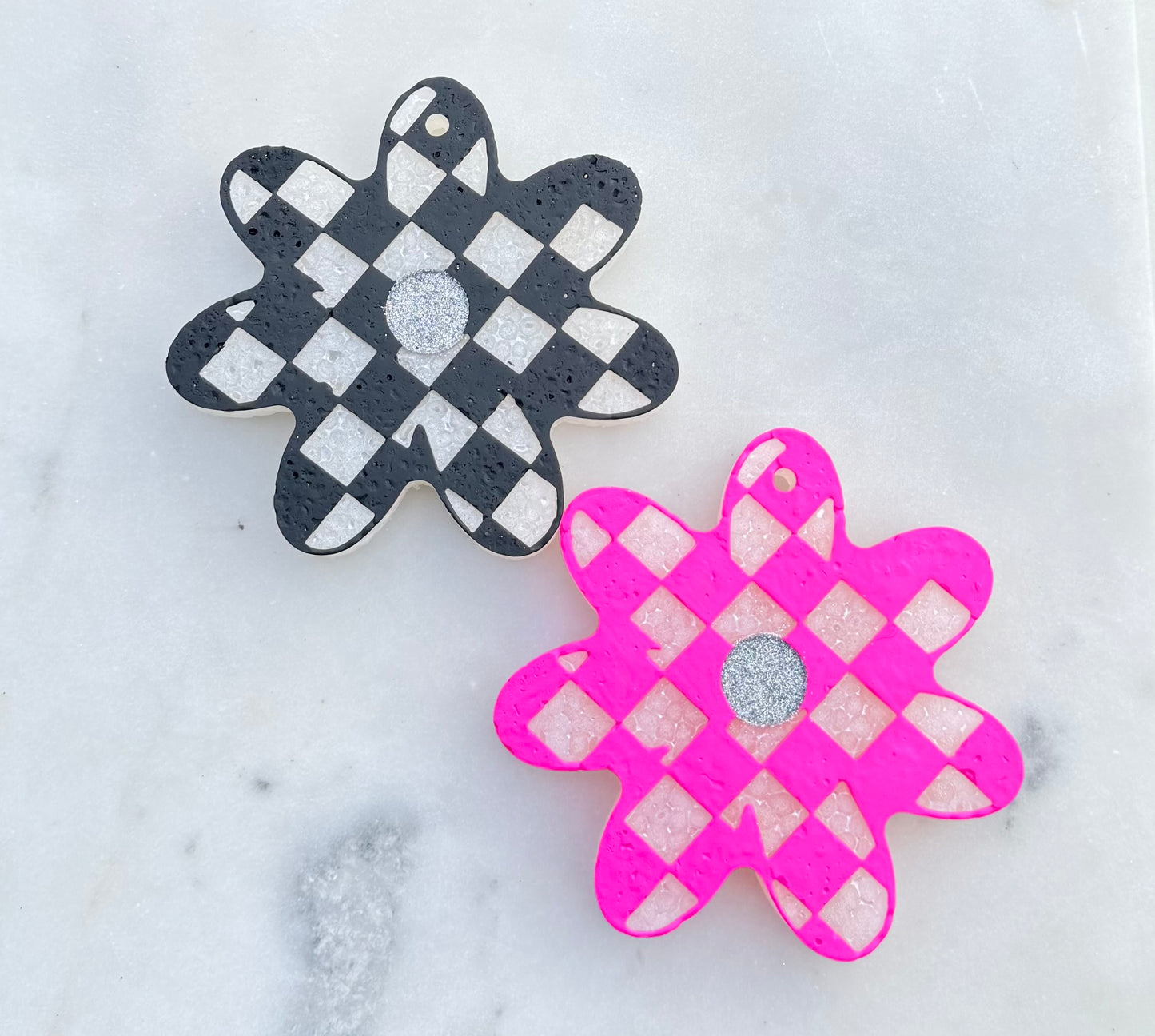 Checkered Flower Freshie